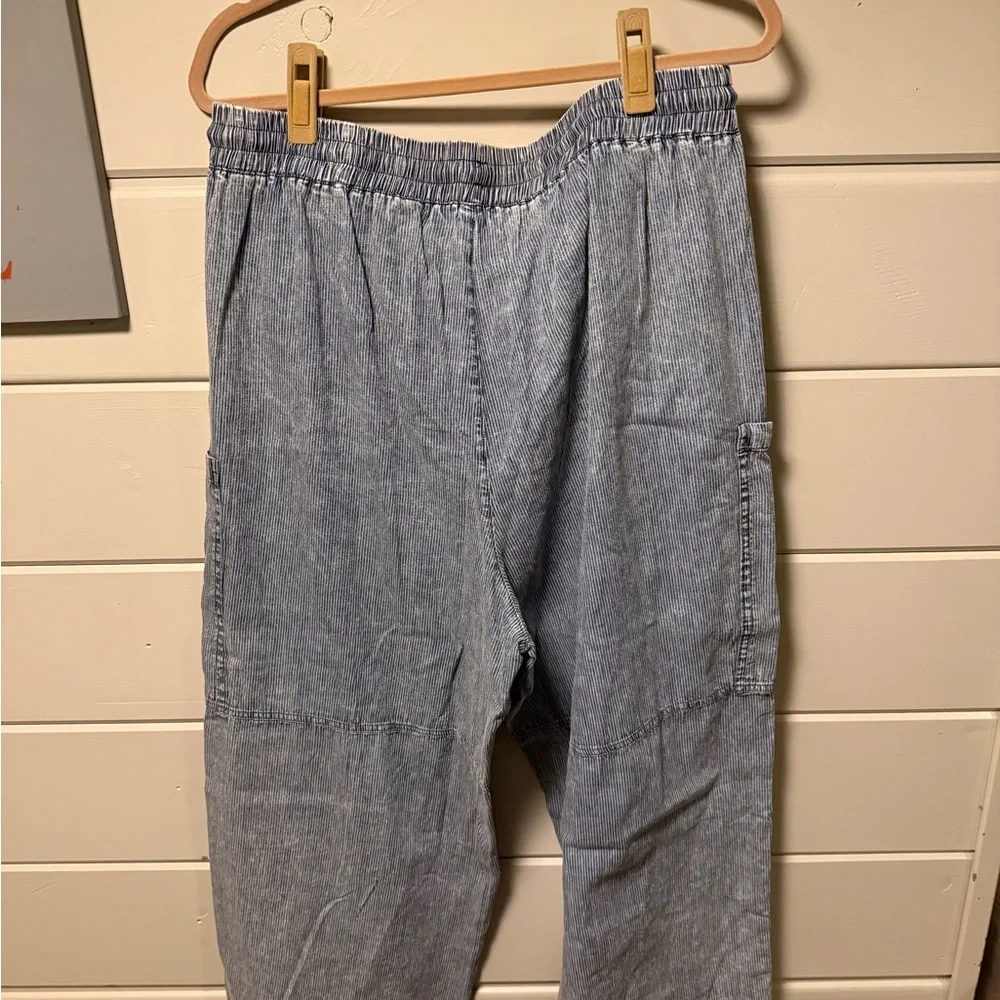 Denim Jogger Pants with Drawstring. EESOME. NWT - Picture 3 of 3